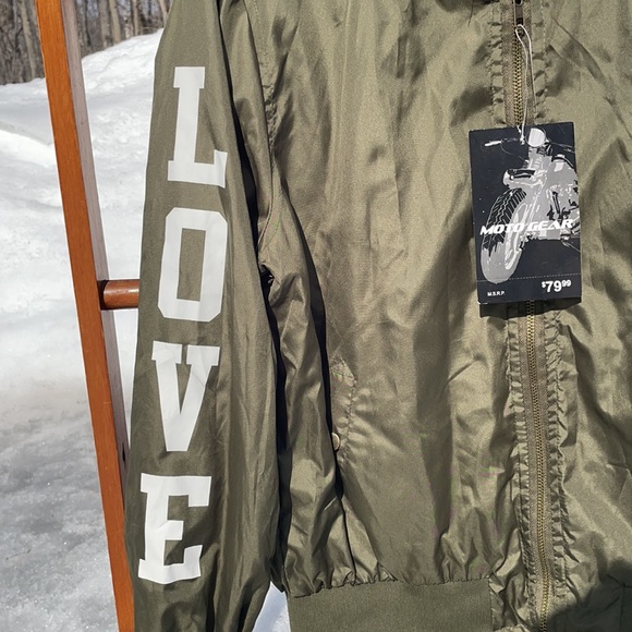 Brand New Moto Gear Green Lightweight Jacket Large - Picture 2 of 8